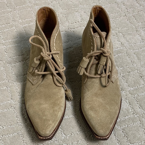Ariat International Javea Two 24 Taupe Suede Booties 6.5 - Picture 2 of 12